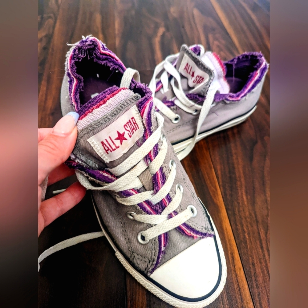 Vintage Converse Chuck Taylor All Star Distressed Multi Tongue Sneaker Size 6